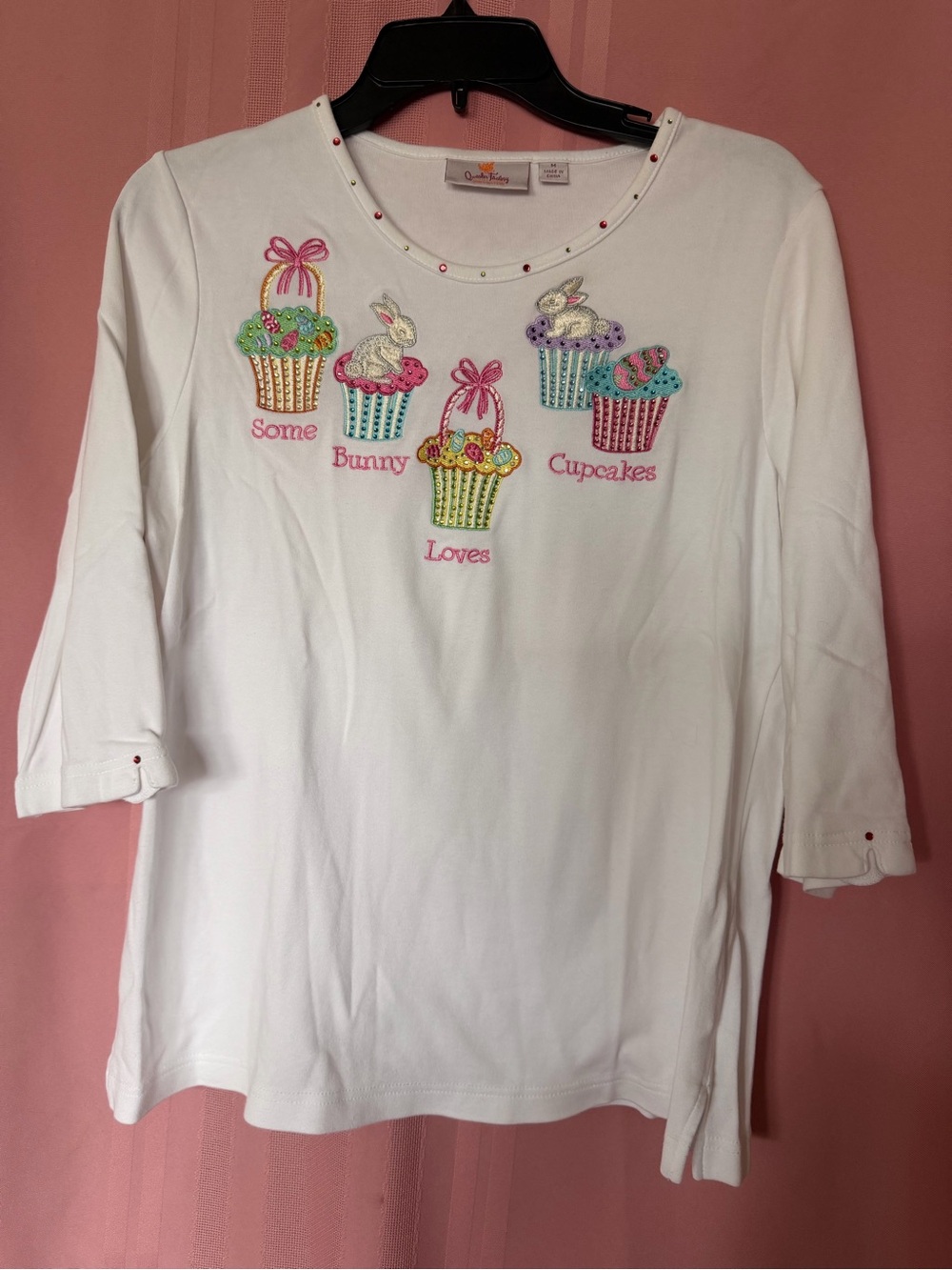 Quacker Factory White Womens Bunny & Cupcake Embroidered Long Sleeve Top